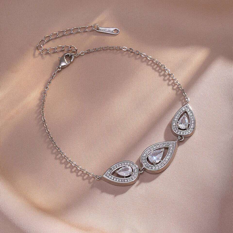 ZAKOL Luxury Three Pear-shaped Water Drop Shiny Zircon Charm Bracelet for Women Female Exquisite Jewelry Gift