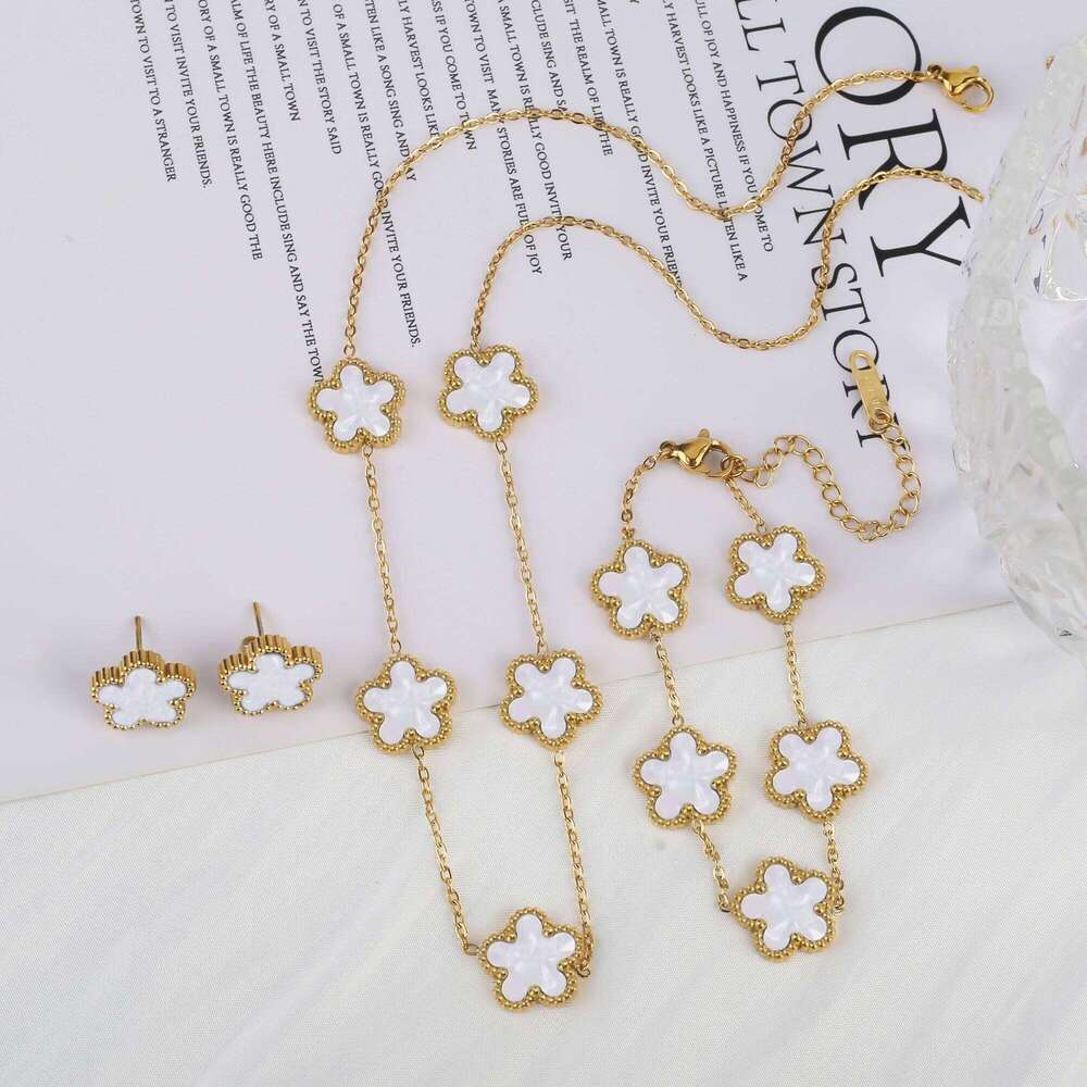 Gold Plated Lucky Stainless Steel Five Leaf Flower 3PCS Set Bracelet Necklace Earrings for Women Party Jewelry Clover 25H1229