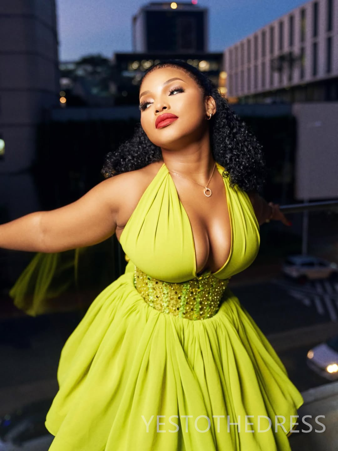 2026 Cocktail Dresses For Women Homecoming Dress Halter Chiffon Illusion Appliqued Beaded Lace Sexy Pearls Short Prom Dresses For African Nigeria Blac