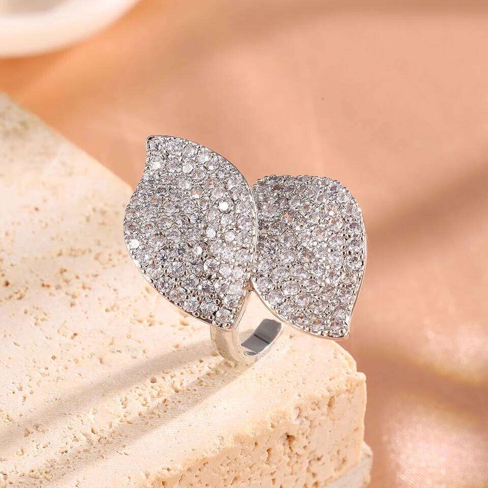 ZAKOL Fashion Shiny Zirconia Leaf Adjustable Opening Ring Elegant Gorgeous Crystal Female Engagement Wedding Jewelry