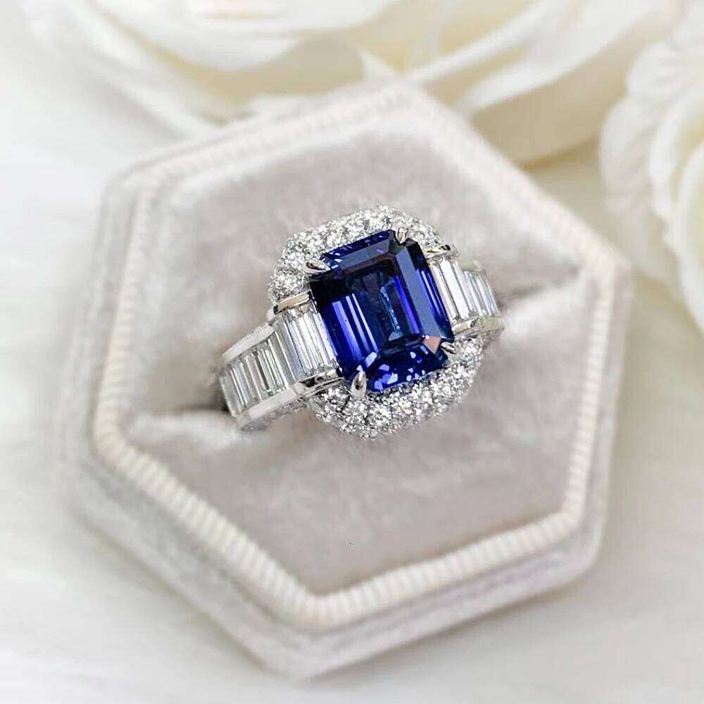 Moonso Luxury Blue Color Rectangle Engagement Ring for Women Anniversary Gift Jewelry Wholesale Free Shipping Items R8015