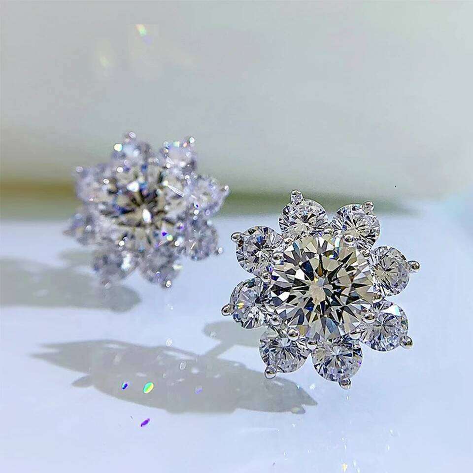 ZAKOL Shiny Dazzling SunFlower AAA Zirconia Stud Earrings Exquisite Sliver Color Ear Accessories Women's Party Jewelry Gift