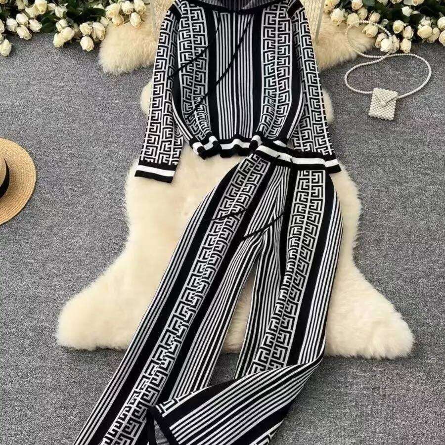 Autumn Winter Two-Piece Set Of European And American Casual Fashion Hooded Printed Knitted Sweater+Wide Leg Pants