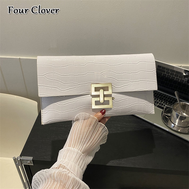 New leisure clutch with texture, small luxury shiny leather clutch, fashionable minimalist envelope bag for women, high-quality square handbag, dinner