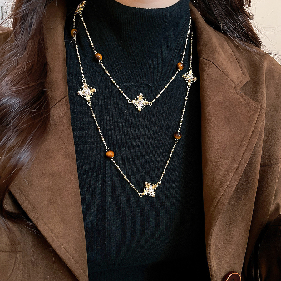 Inlaid Diamond Tiger Eye Stone Cross Necklace Melad Vintage Style Niche Sweater Light Luxury High-end Neck Chain for Women