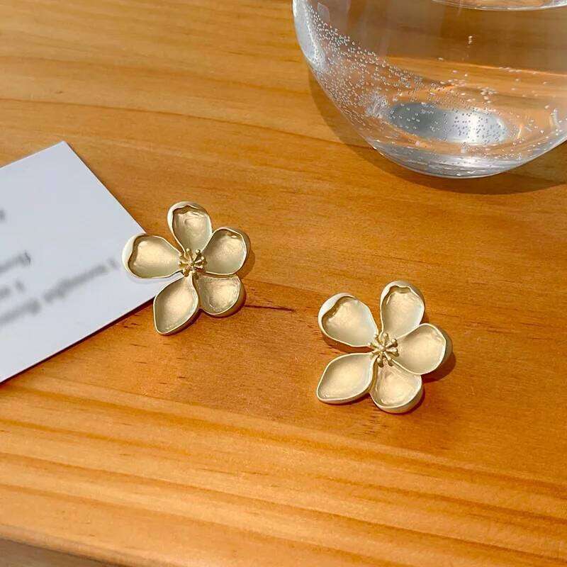 ZAKOL New Gold Color Matte Texture Metal Flower Earrings for Women Girls Exaggerated Fashion Party Jewelry Gifts