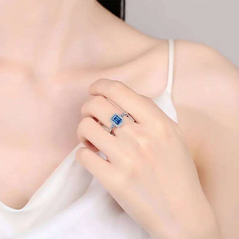 18K Gold Women's PT950 Platinum Moissanite Ring Blue Diamond Light Luxury Elegant Daily Matching c40