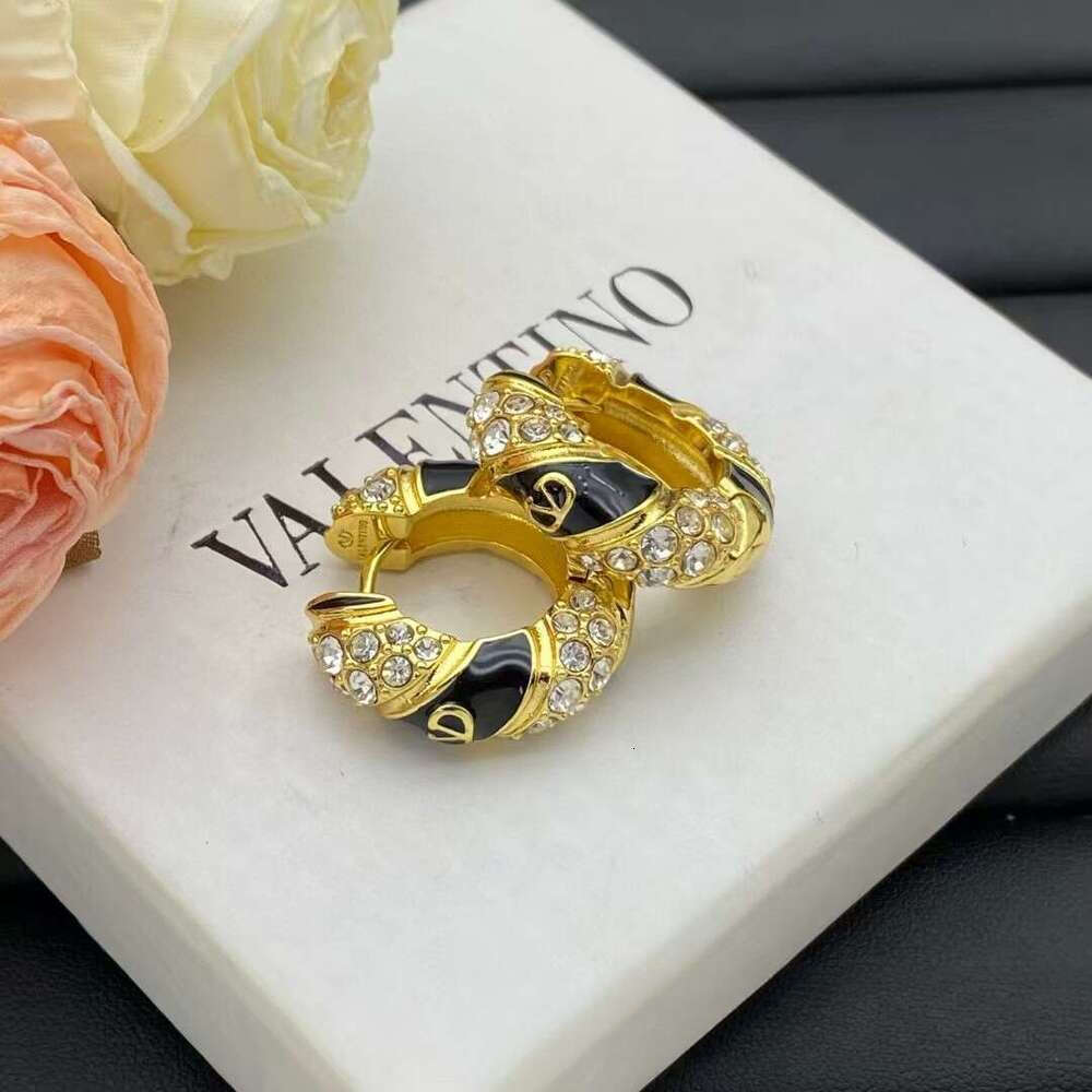 V-Letter Earrings Designer Women's Earrings Diamond-Studded Fashion Jewelry