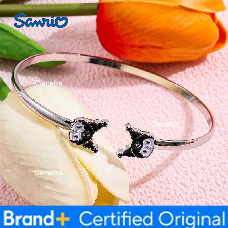 Sanrio Kawaii Kuromi Charms Bangles Cute Kuromi Bracelet for Women Luxury Hands Chains Y2k Jewelry Party Accessories Gifts H251229
