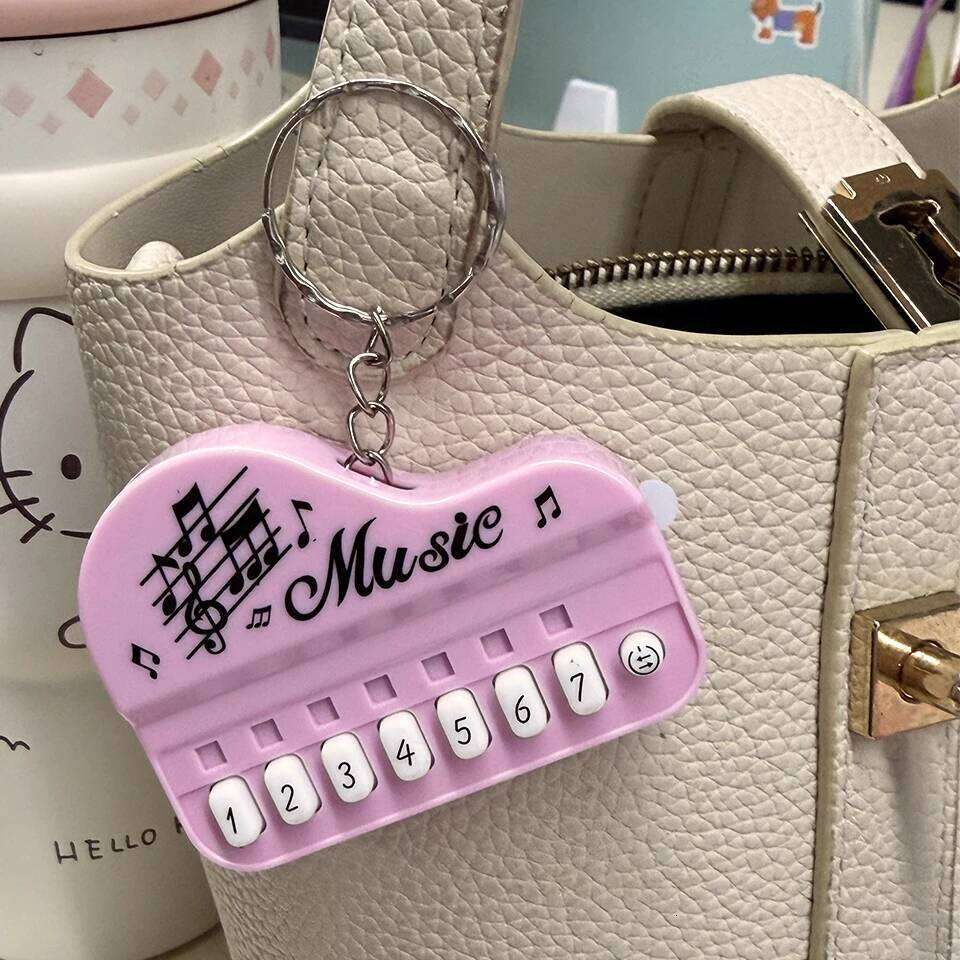 ZAKOL Creative Mini Electronic Piano Keychain With Music Luminous Funny Toy Bag Car Key Pendant Small Gift for Lovers Friends