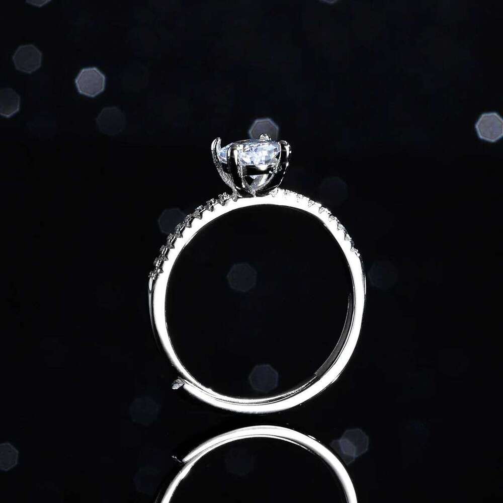 18K gold blue topaz moissanite PT950 platinum one Ct water drop pear-shaped round bag special-shaped female ring de1