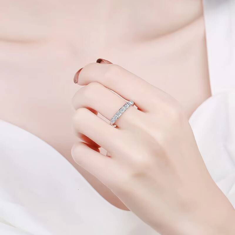 Round Cut Diamond Wedding Engagement Ring GRA Certified Moissanite Rings S925 Sterling Silver Moissanite Ring