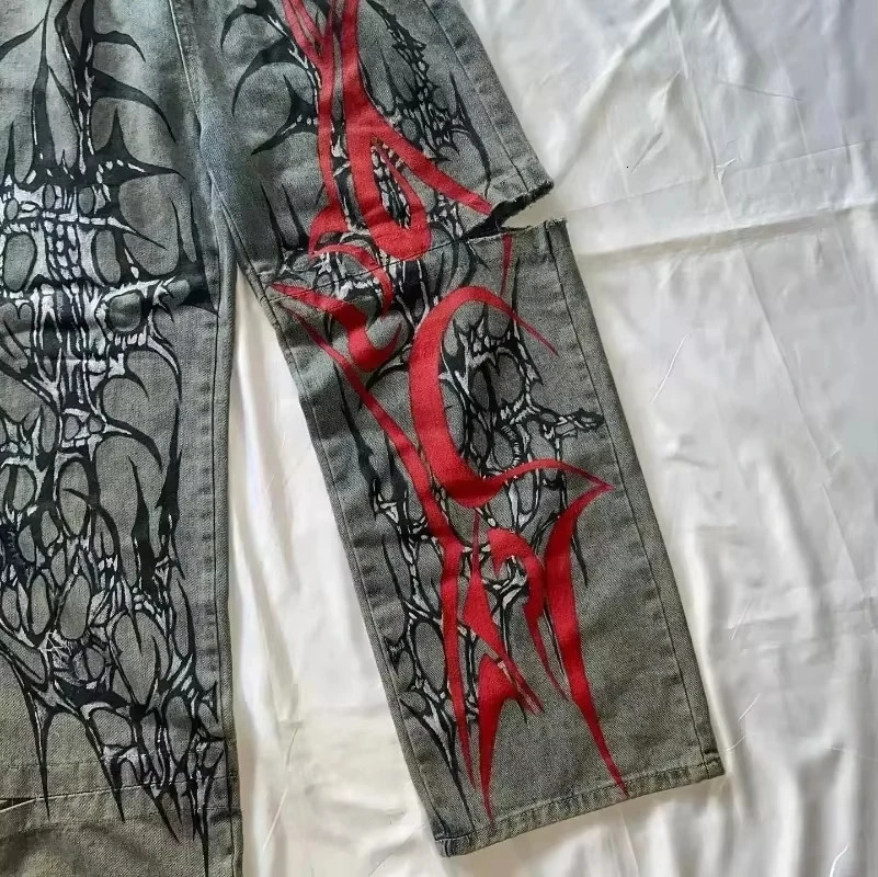 2025 American Trend Retro Hip-hop Embroidery Pattern Baggy Jeans For Men And Women Y2K Harajuku Gothic Wide Pants Streetwear 251226