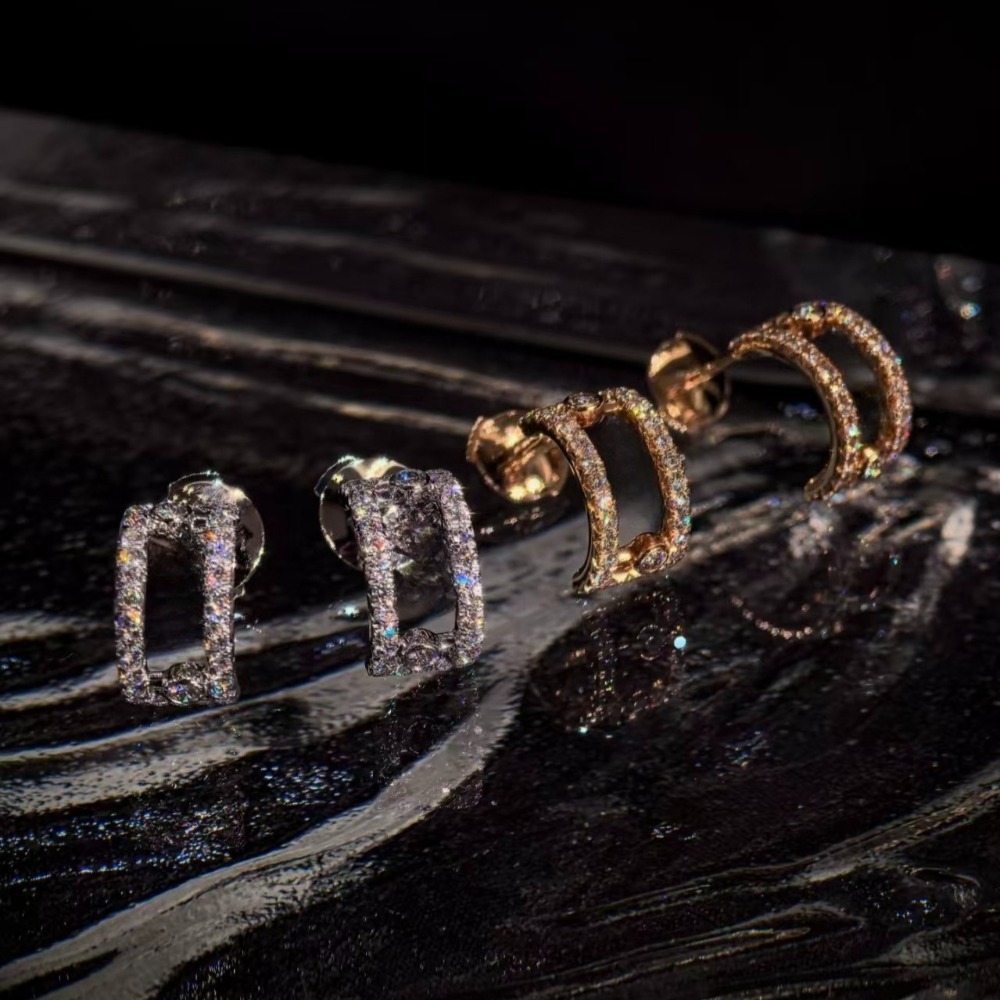 classic designer fashion diamondencrusted square stud earrings womens luxury jewelry daily wear accessory gift for giving business party H260202