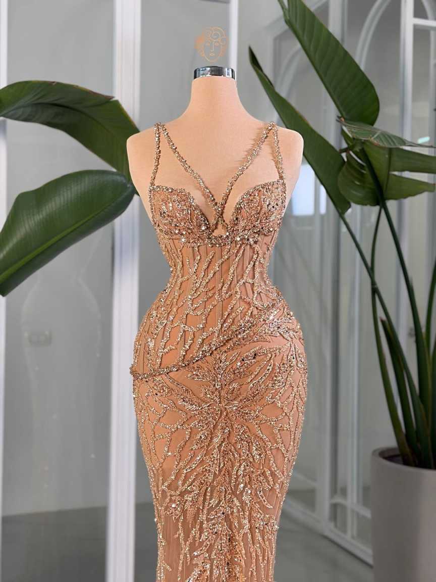 Luxury V Neck Sequined Evening Dresses Sexy Sleeveless Mermaid Prom Dress Customized See Through Floor Length Party Gown