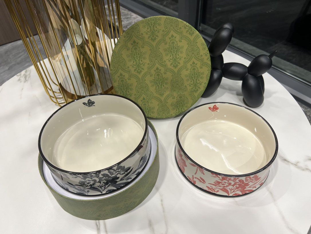 Designed Pet Dog Bowl Bone China Classic logo Bowl of Dual purpose Corgi Teddy Schnauzer Cutlery Cat and Dog Water bowl Dog food set