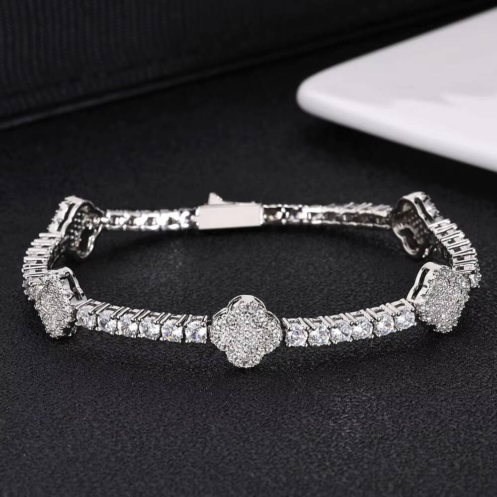 Hip Hop MoissaniteVVS Tennis Iced Out Bracelet Men Four Leaf Clover Bracelet Women Luxury Fine Fashion Jewelry Bracelets Wholesale