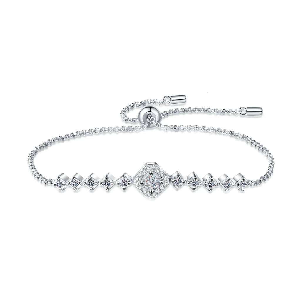 18K Gold Inlaid Moissanite 3D Diamond Square Bracelet, Adjustable Push-pull Chain, Fresh and Simple Style Bracelet 97d