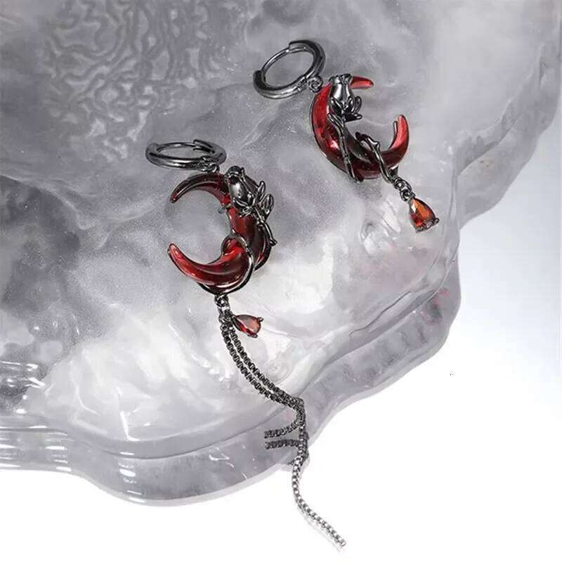 LATS Red Moon Gem Asymmetric Dangle Earrings Personality Unisex Hip-Pop Gothic Dark Style Ear Accessories Sweet and Cool Jewelry C251227