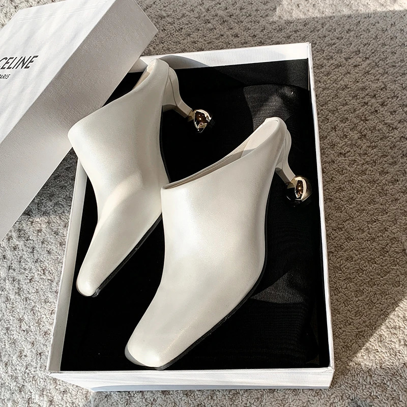 White Sheepskin Square Head Womens Slipper Baotou Textured Elegant Casual Simple Sense of Classic Wine Glass Heels 251222