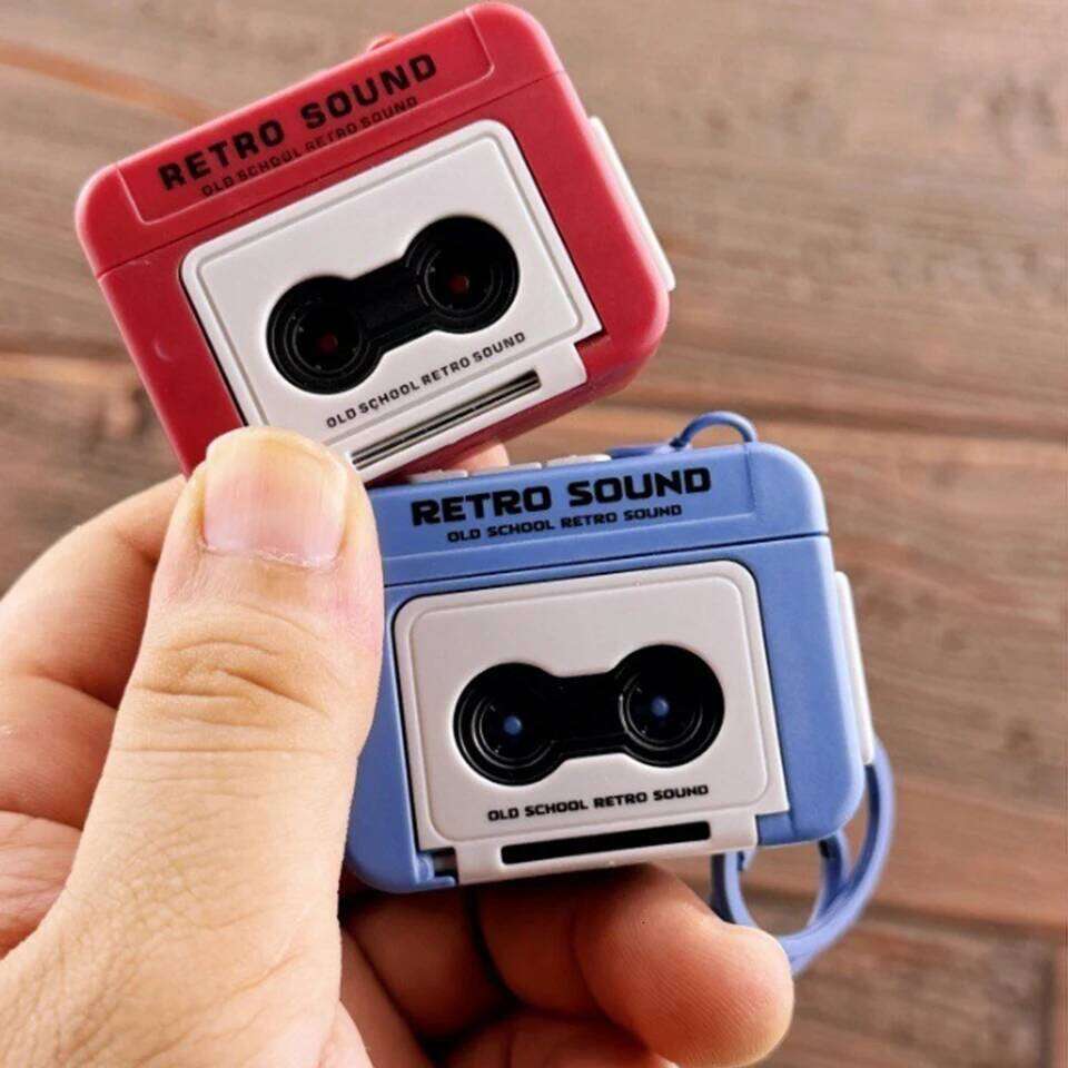 ZAKOL Personalized Retro Tape Recorder Keychain Mini Recording Music Box Pendant Keyring Backpack Ornament Birthday Couple Gift