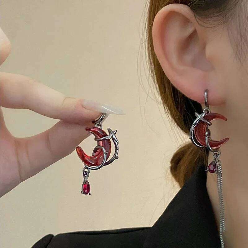 LATS Red Moon Gem Asymmetric Dangle Earrings Personality Unisex Hip-Pop Gothic Dark Style Ear Accessories Sweet and Cool Jewelry C251227