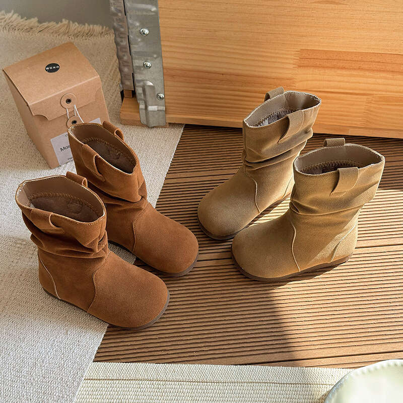 2025 Autumn Winter New European American Style Short Girls Sanded Wrinkled Vintage Melad Street Shot Fleece-lined Pile Boots