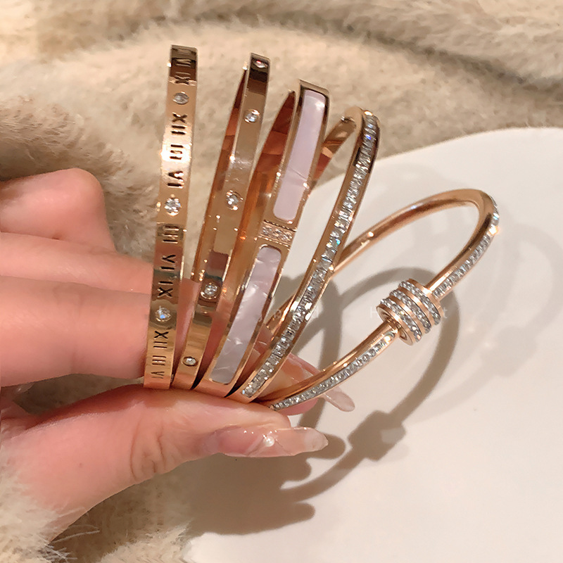 Luxury Brand Designer Jewelry Luxury Brand Designer Jewelry Hot-Selling Bracelet For Women Steel Star High-End European And American Style Bracelet Li