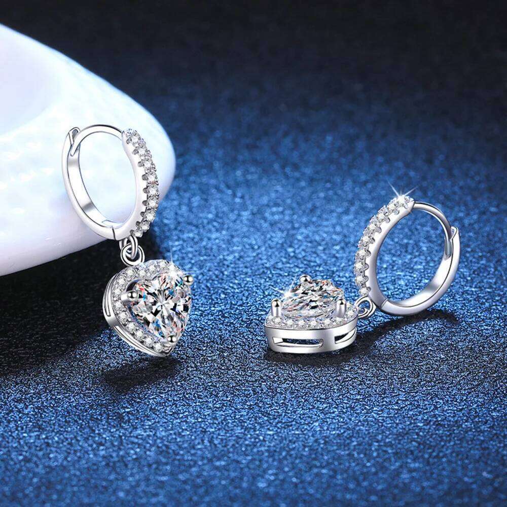JOIAS HOME S925 Sterling Silver Classic Heart-shaped 1CT D Moissanite Stud Earrings Women's New Minimalist High-end Jewelry e99