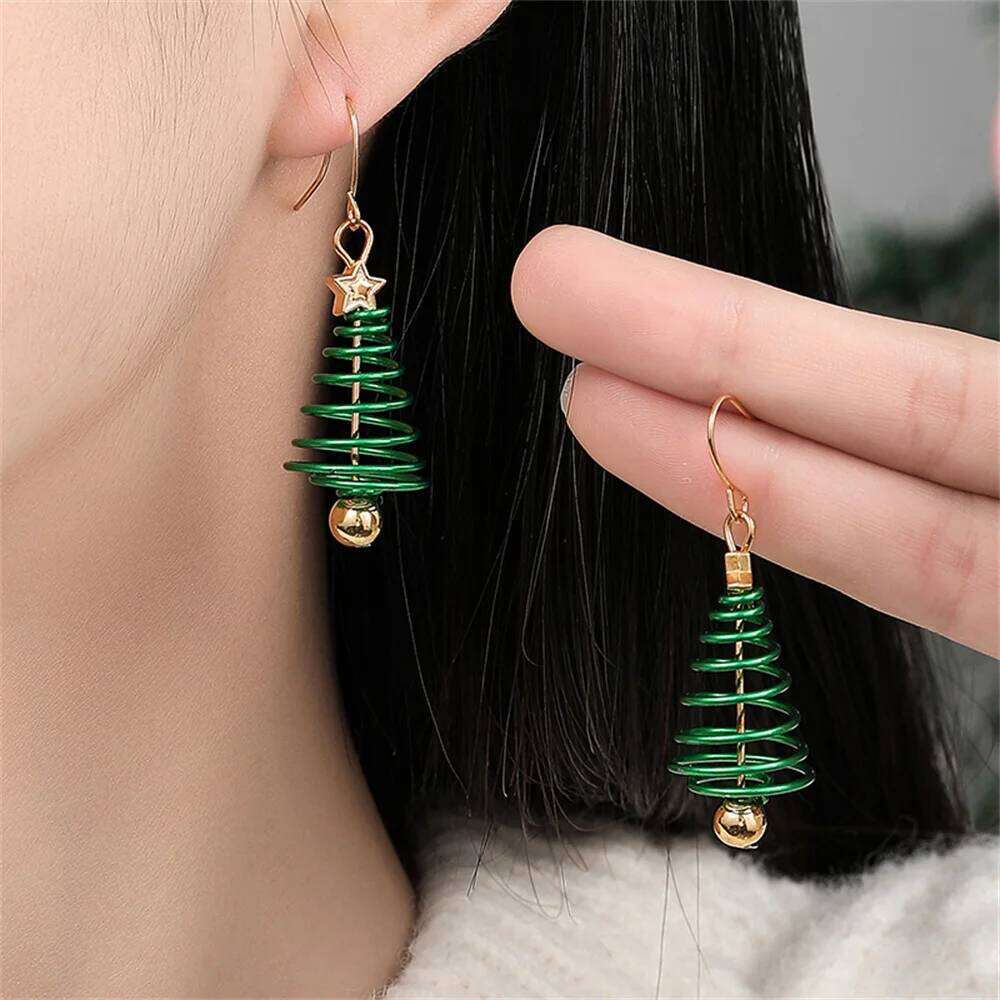 Fashion Christmas Tree For Women Piercing Golden Color Star Pendant In Earrings Jewelry Accessories New Year Gifts C251227