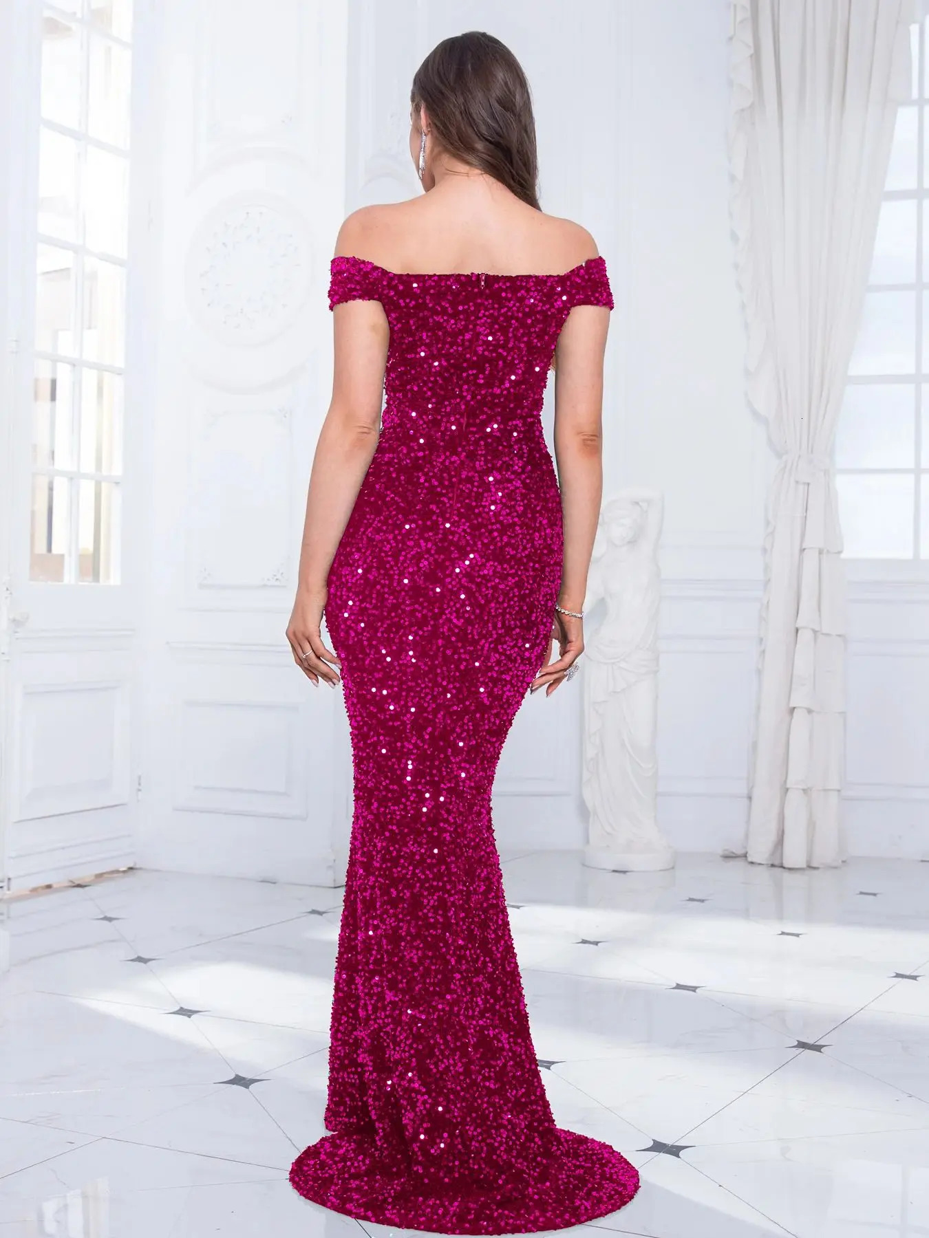 Romagic Off The Shoulder Mermaid Evening Dress Red Stretchy Sequin Velvet Slash Neck Floor Length Women Party Dresses 251219