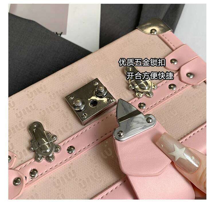 Elegant Leather Clutch Bag For Women With Vintage Flair Casual Style And Trendy High End Designer Inspiration LEMON KOKO