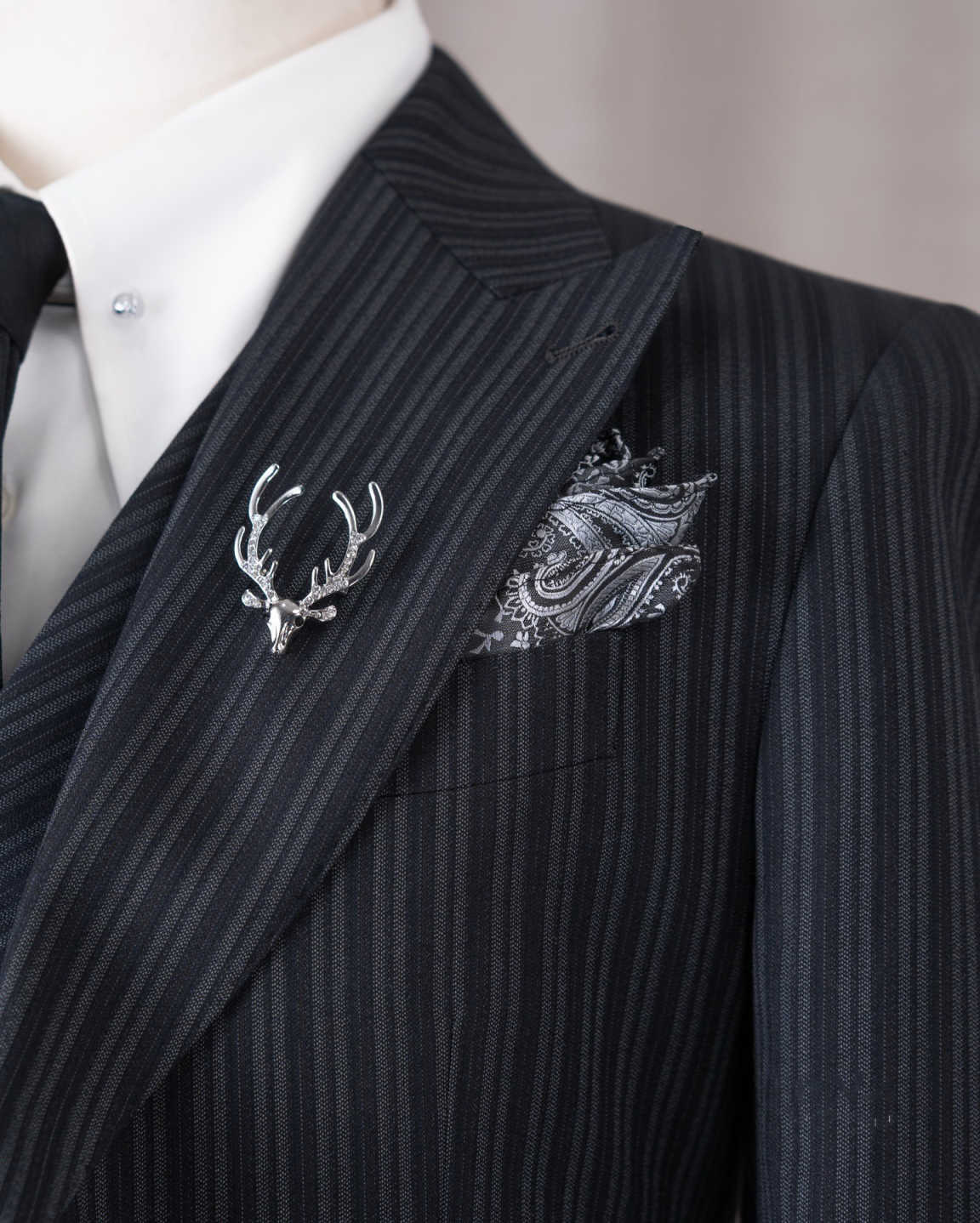 Elegante (Blazer+Vest+Pants) Men's Fashion Business Casual Slim Fit Wedding Business Suit Elegant Man Suit