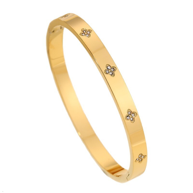 Luxury Brand Designer Jewelry Hot-Selling Fashion Versatile Brace For Women, Light Luxury, High-End Feel, European And American Style, Non-Fading, Exq