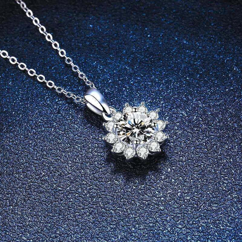 18K gold inlaid necklace, sunflower full diamond PT950 platinum pendant, moissanite 1-Ct collarbone chain b32