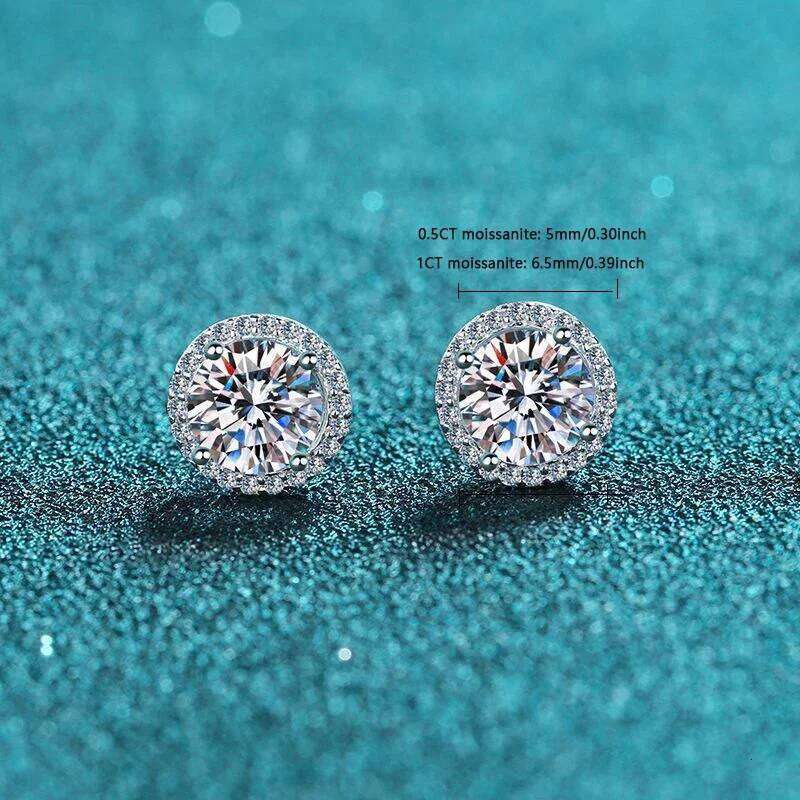 925 Sterling Silver 1 Carat Moissanite Round Earrings Engagement Wedding Daily Work Party Travel Luxurious Gift For Women 7e3