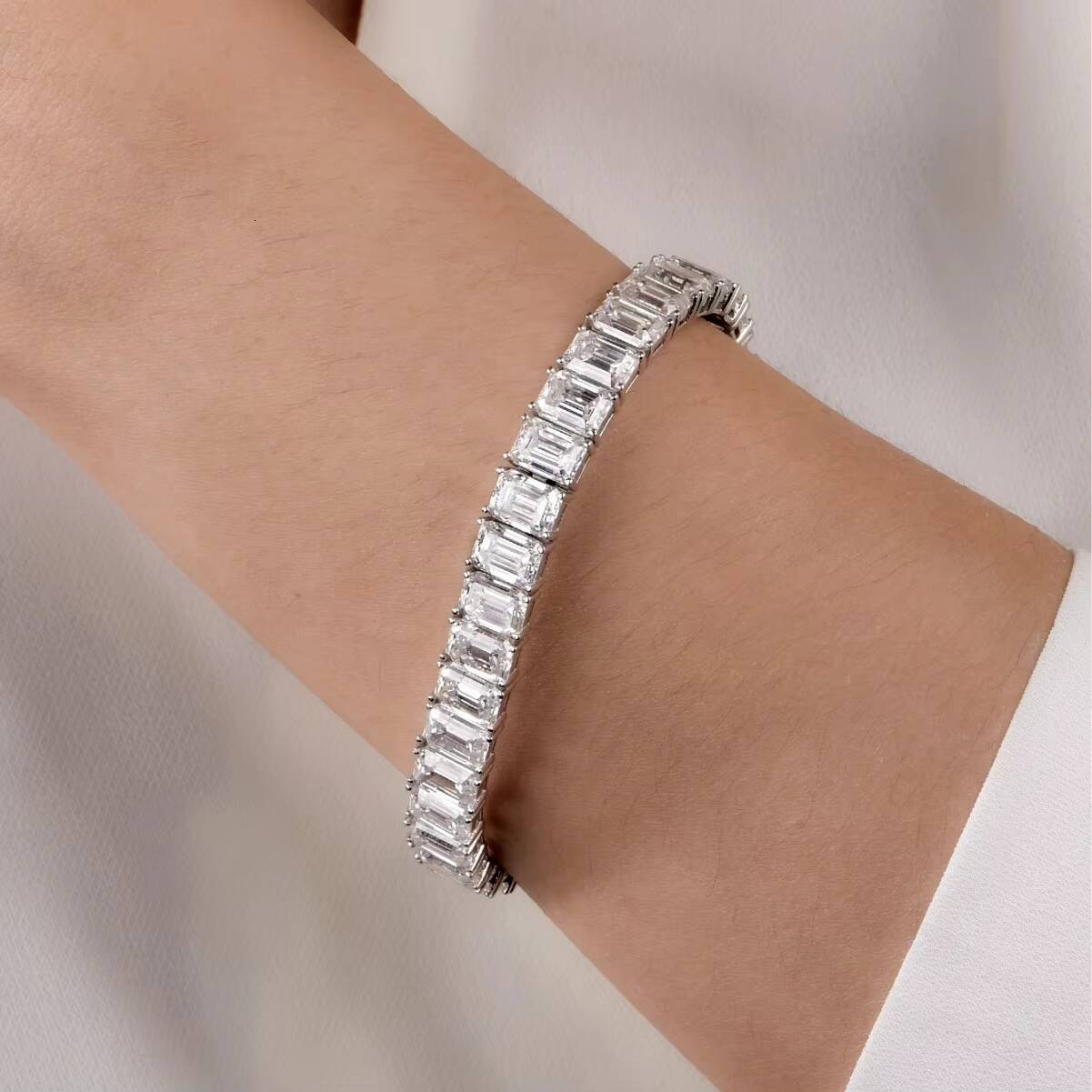 Hot-selling Luxury Large-Ct Bracelet Hip-Hop D-Color Moissanite Thickened Electroplating Premium Texture