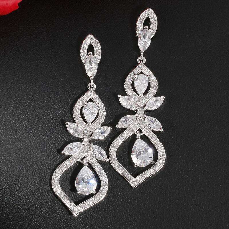 ZAKOL Classic Geometric Clear Zircon Dangle Earrings for Women Elegant Sliver Color AAA CZ Wedding Party Ear Accessories