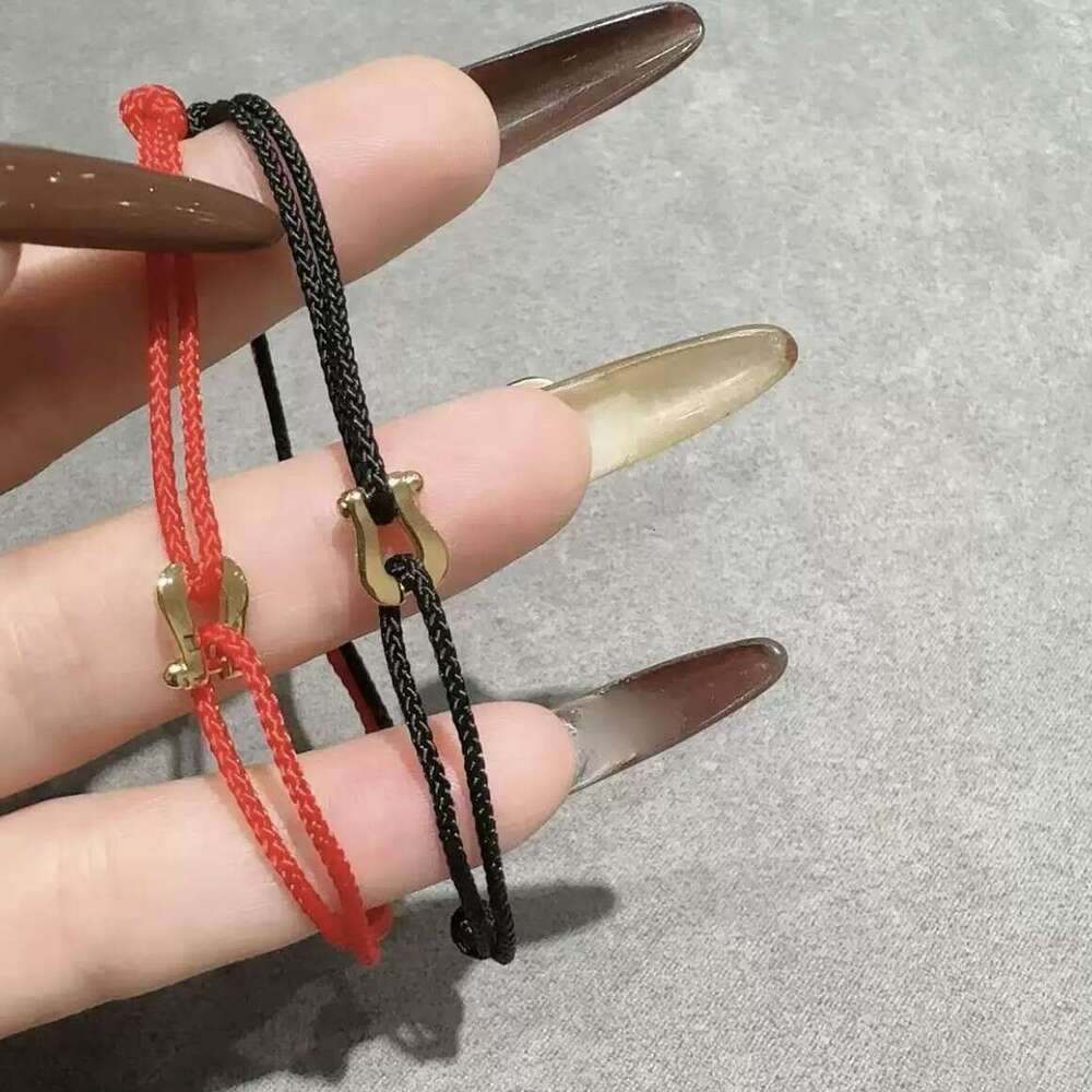 V Glossy Rose Gold Horseshoe Buckle Red Black Rope Men and Women Couple DIY Bracelet Factory Direct Sales Live Streaming Dropshipping