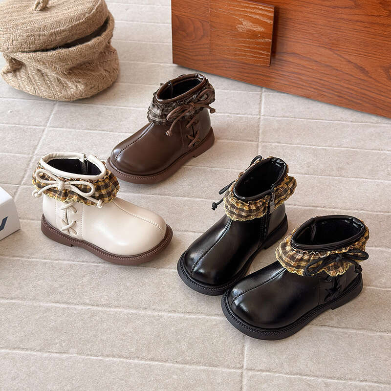 Ins British Style Martin 2025 Autumn Winter New Korean Version Girls Lace Trim Princess Soft Sole Short Boots