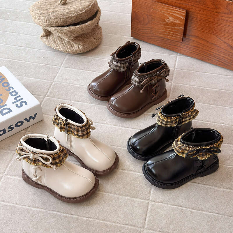 Ins British Style Martin 2025 Autumn Winter New Korean Version Girls Lace Trim Princess Soft Sole Short Boots