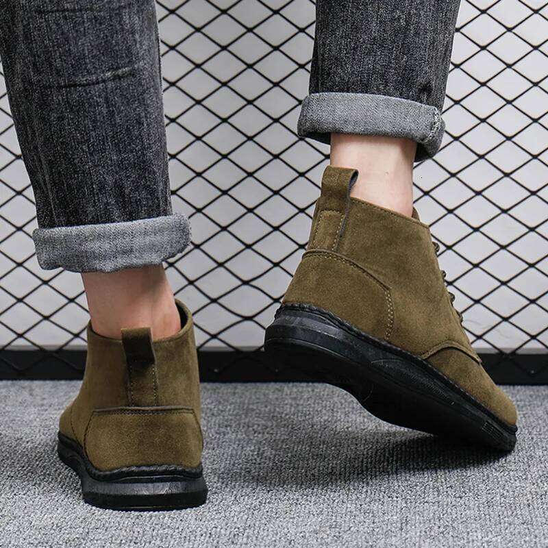 Fashionable and casual grey suede shoes paired with black flat short men's high-quality brand denim LEEGO LENS
