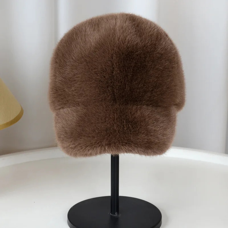 Fashion Solid Color Fluffy Faux Fur Baseball Hat Outdoor for Womens Luxury Thick Thickened Cap Men Winter Warm Hats 251225