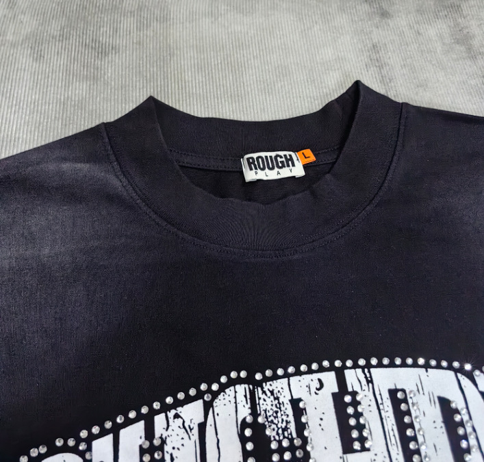 Men's T-Shirts High Quality Roughplay T Shirt Real Pictures All-match Men Women Hip-hop Streetwear Printed Hot Stamping Diamond Splicing Short Sl