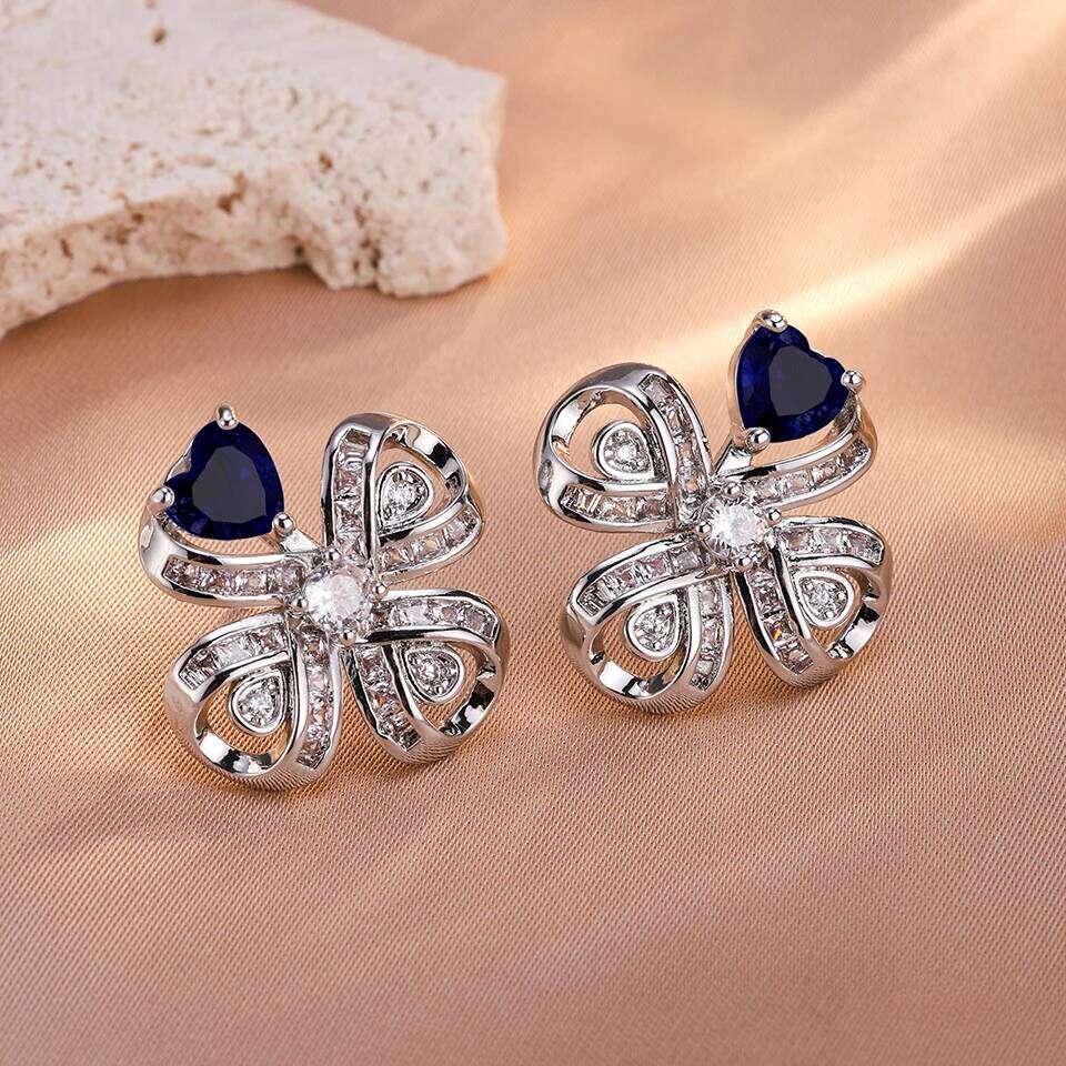 ZAKOL Classic Luxury Full Crystal CZ Four-leaf Clover Stud Earrings for Women Heart Zirconia Women's Wedding Party Jewelry