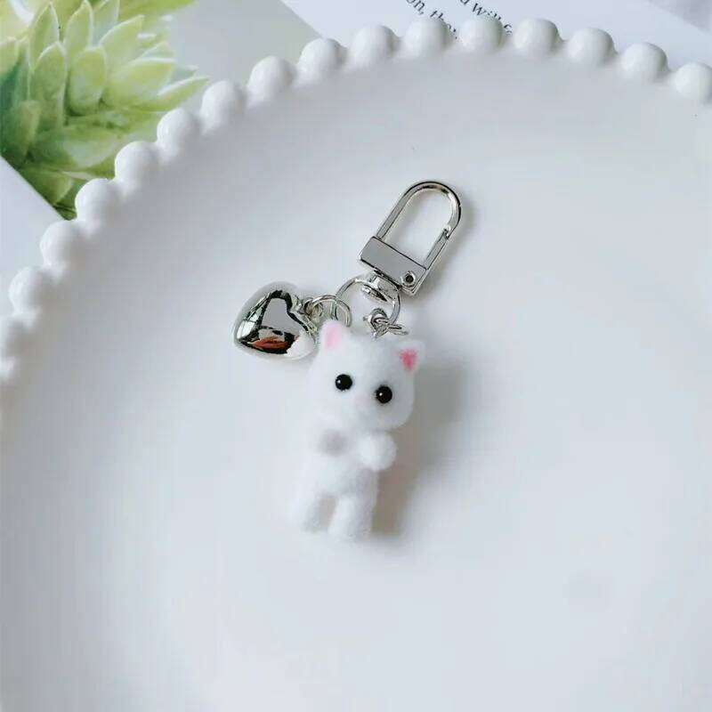 ZAKOL Cute Flocking Cat Keychain 3D Love Phone Pendant Headphone Charm Bag Decor Car Key Ring Jewelry Gift