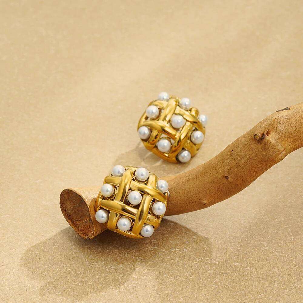 Vintage Gold Plated Stainless Steel Earrings For Women Metal Weave Double Layer Imitation Pearl Stud Earring Elegant Jewelry