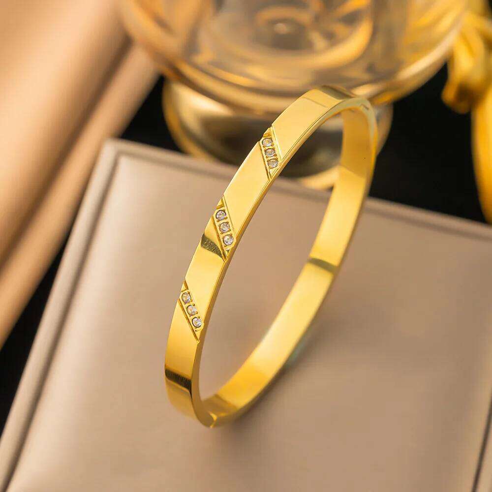 ZAKOL Classic Striped Zircon Inlaid Stainless Steel Bracelet for Women Gold Color Plated Fashion Niche Design Accessory Gift