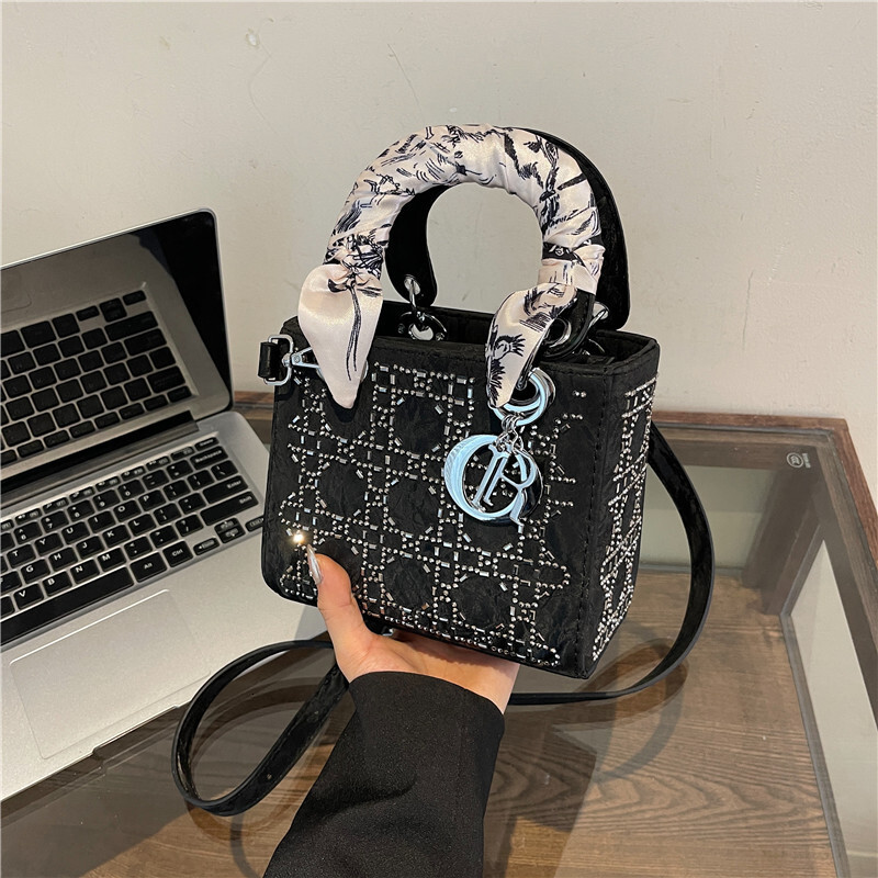 Cross-Border New Handbag Single Shoulder Crossbody Bag Women's Bag Silk Rhinestone Princess Diana Bag New Trendy Inlaid Diamond Light Luxury