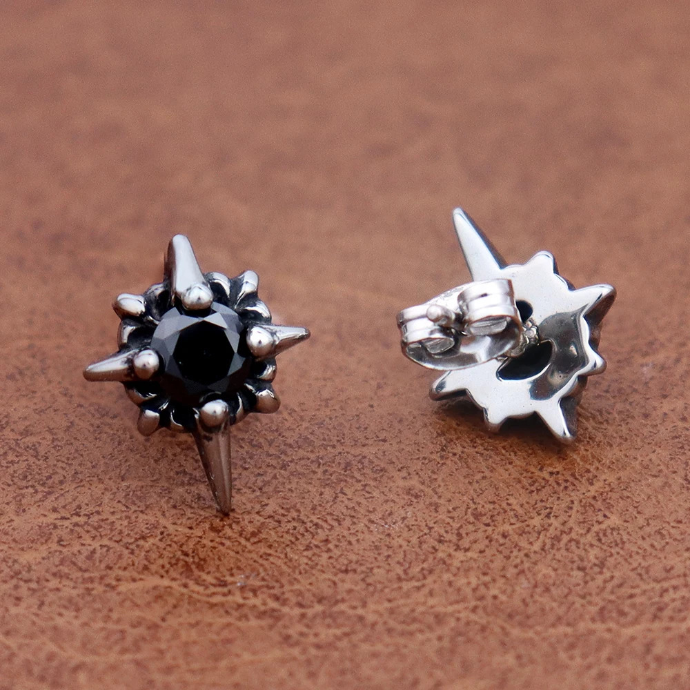 Fashion Trend Charm Women Black Stone Earrings Stainless Steel Punk Hip Hop Star Earring for Men Couple Jewelry Gift Accessories 251224